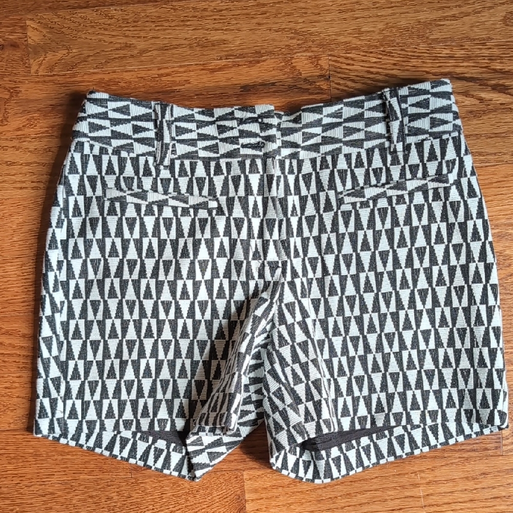 Anthropologie Black and White‎ Bermudas with Geometric Pattern